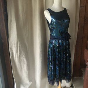 TRACY  REESE  BLUE SEQUINS DRESS
